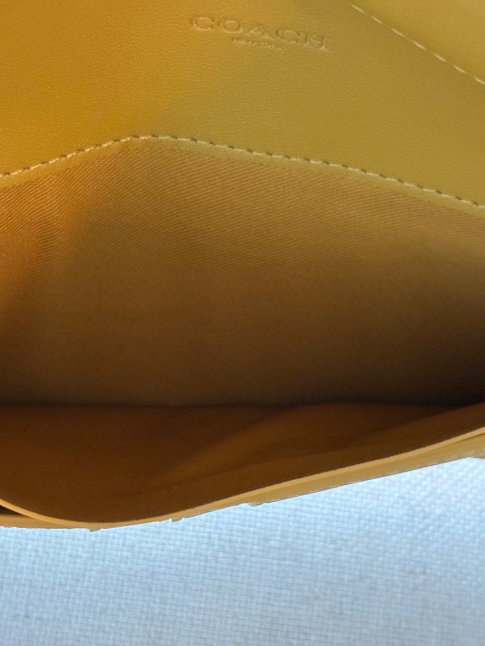 NWOT Coach RARE Mustard Yellow Leather Zip Around Wallet - Picture 8 of 16
